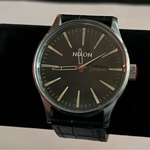 Nixon Sentry Watch 42 mm
